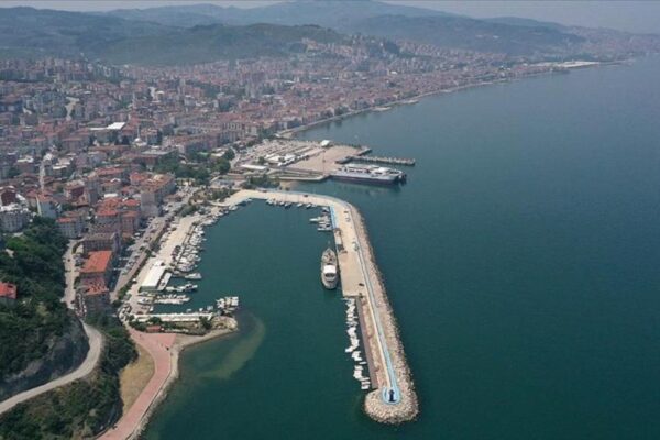 Bursa’da gezilecek yerler, Bursa’da gezilecek tarihi ve doğal yerler