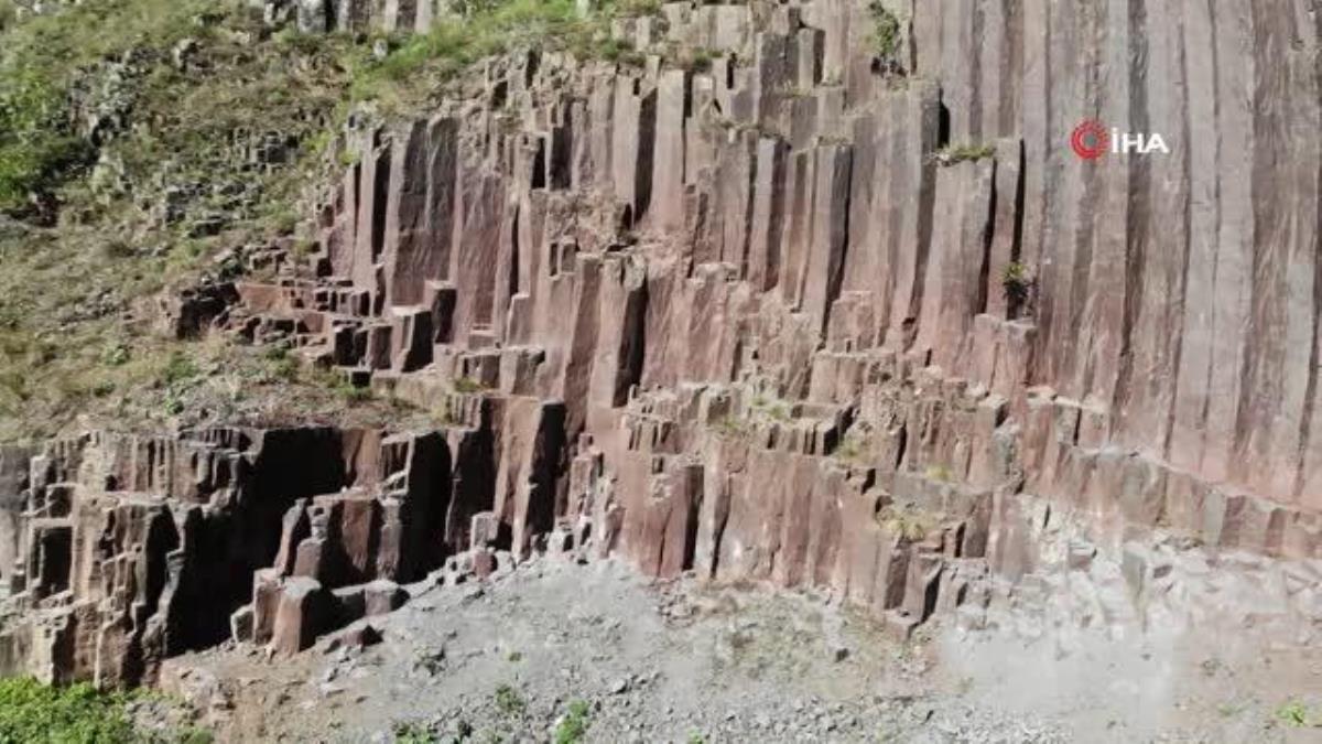 Bazalt Kayalığı turistlerden yoğun ilgi görüyor