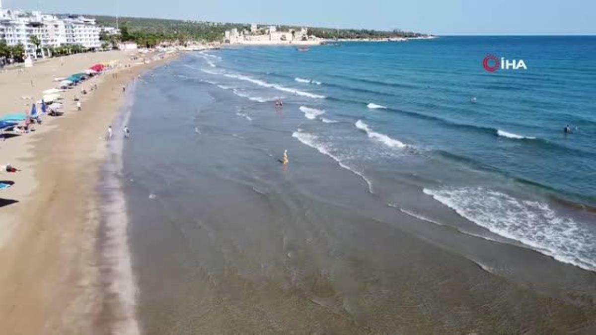 Doğu’da kar ve soğuk, Kızkalesi’nde deniz keyfi