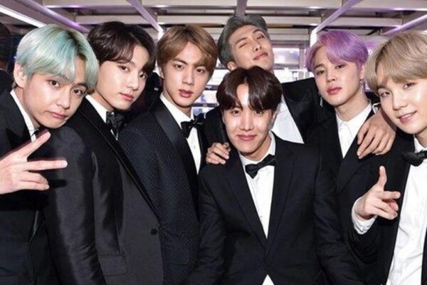 BTS müzik grubu üyelerinden Jin, bu yıl askere gidiyor