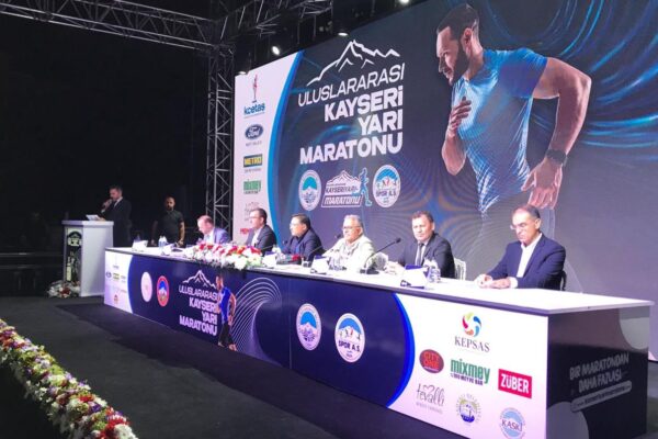 Kayseri gündem haberi… Uluslararası Kayseri Yarı Maratonu’nun tanıtım toplantısı yapıldı