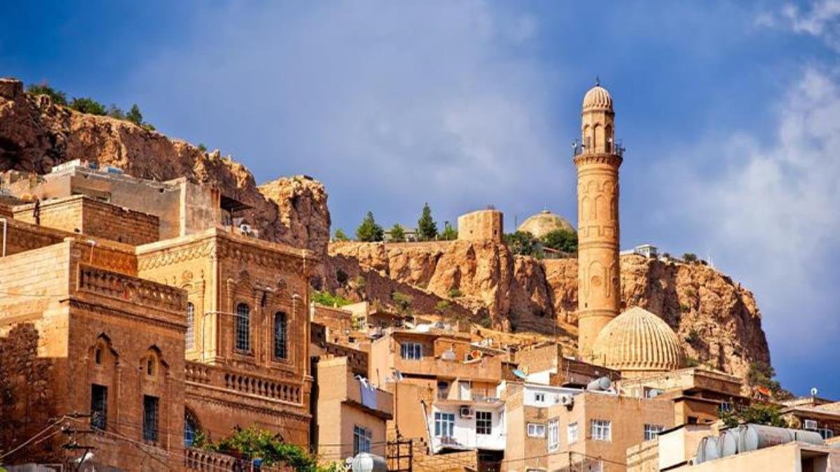 Böyle yanlışlık görülmedi! Rus turistleri Madrid diye Mardin’e yolladılar