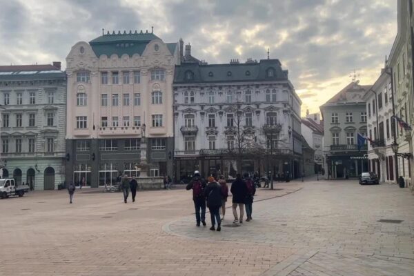 Slovakya’nın Başkenti, Çinli Turistleri Yeniden Ağırlamaktan Memnun