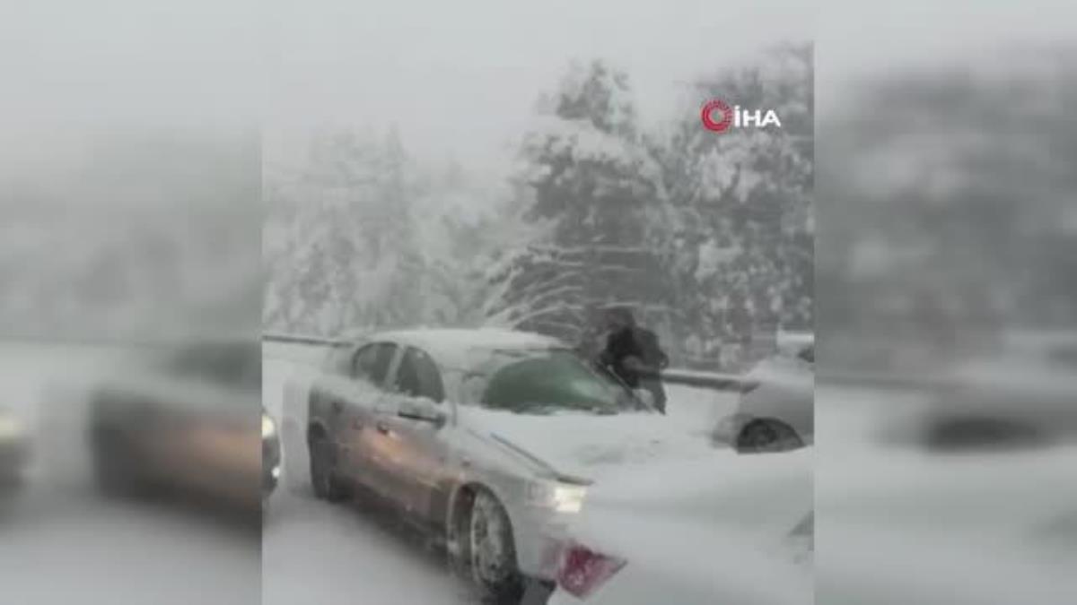 Uludağ yolu tipi nedeniyle ulaşıma kapandı